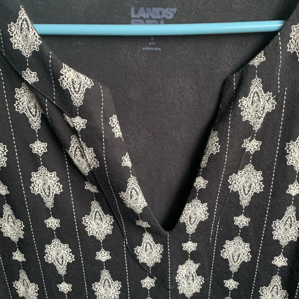 Lands End  size small Black and White Sleeveless Dress EUC - Picture 2 of 4